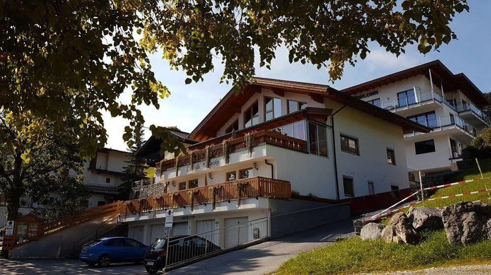 Landvilla Romantika Lermoos Exteriör bild